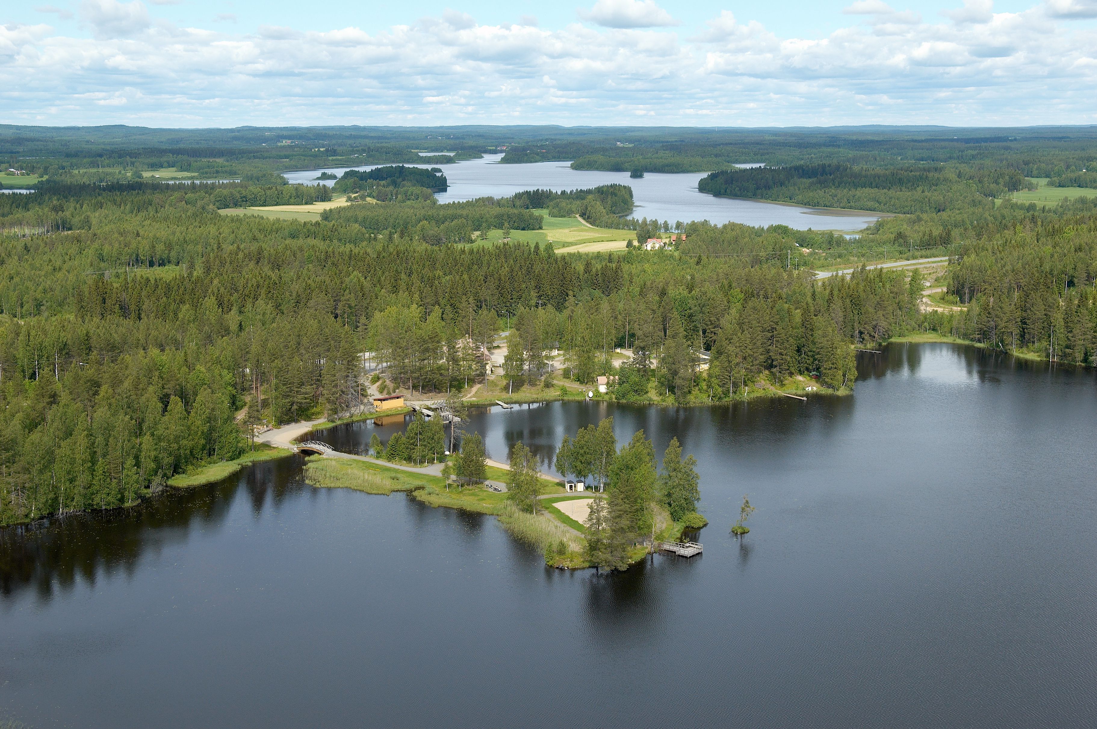 Kangaslammen uimaranta ja hyppytorni